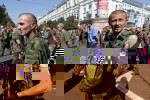 Власти ДНР провели в Донецке “парад пленных”